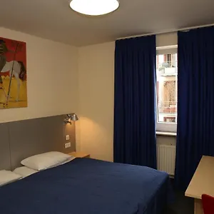 Отель Muenchner Hof, Франкфурт-на-Майне